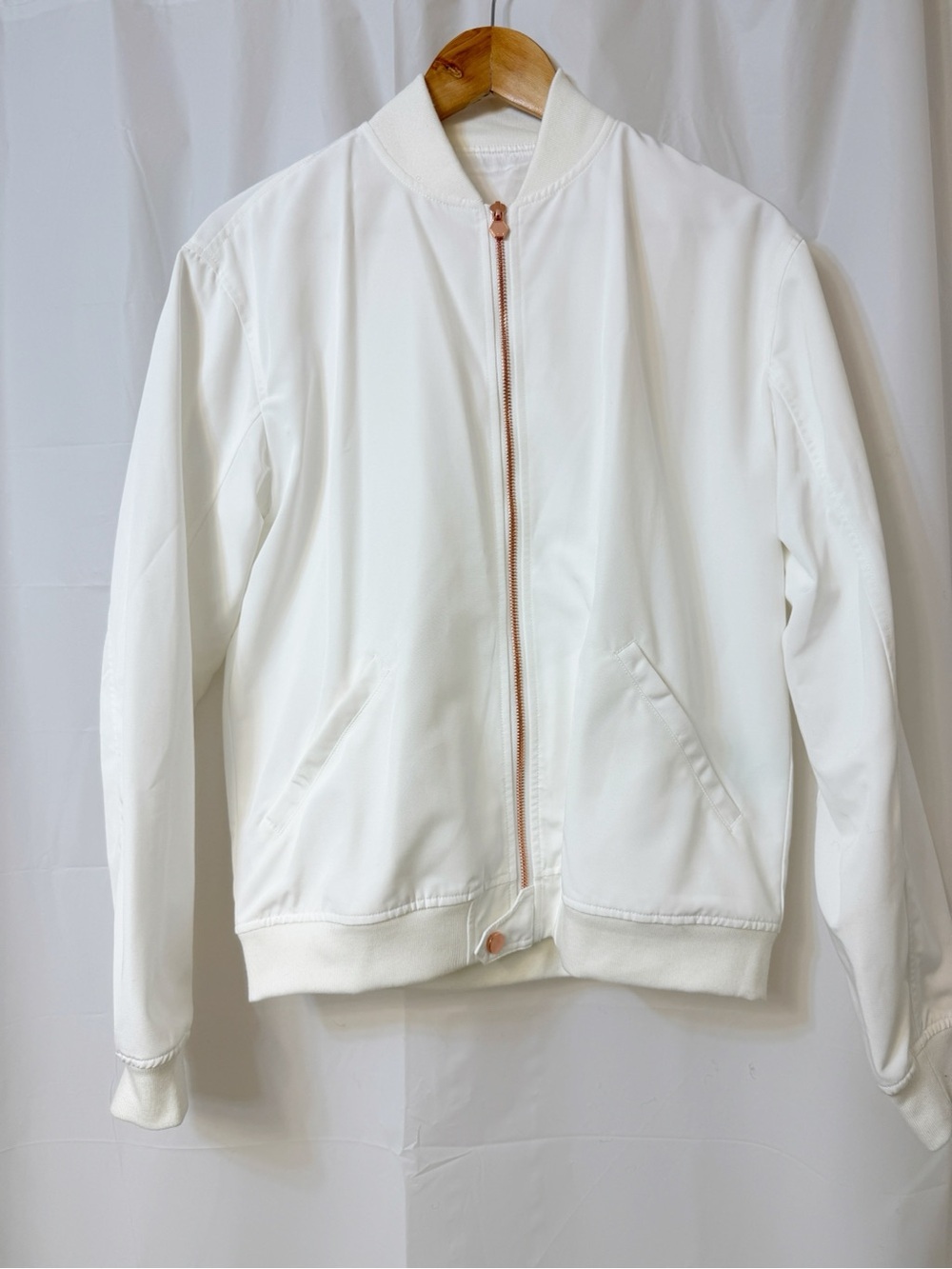 Modiv Women's LIV Bomber White & Rose Gold Medium